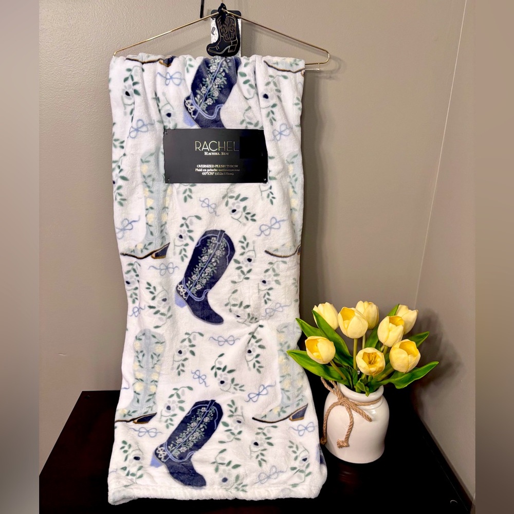NEW!! Rachel Roy blue bows and boots plush throw blanket